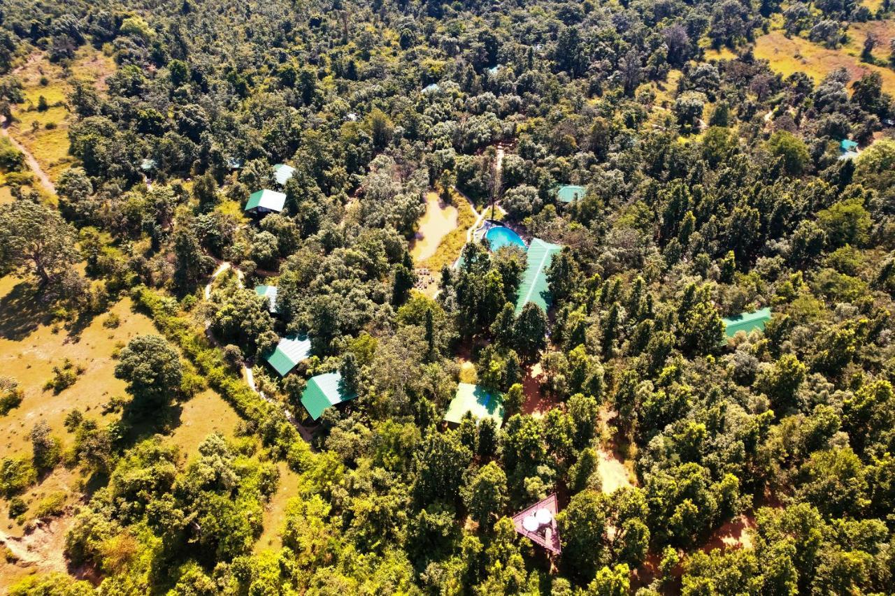 Kanha Jungle Camp Екстериор снимка