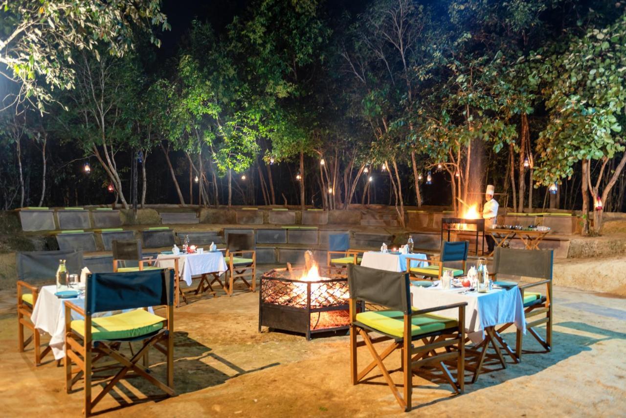 Kanha Jungle Camp Екстериор снимка