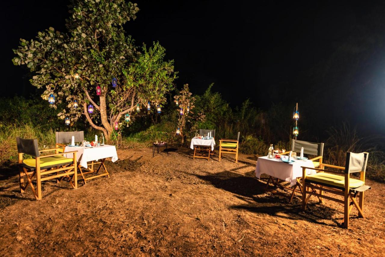 Kanha Jungle Camp Екстериор снимка