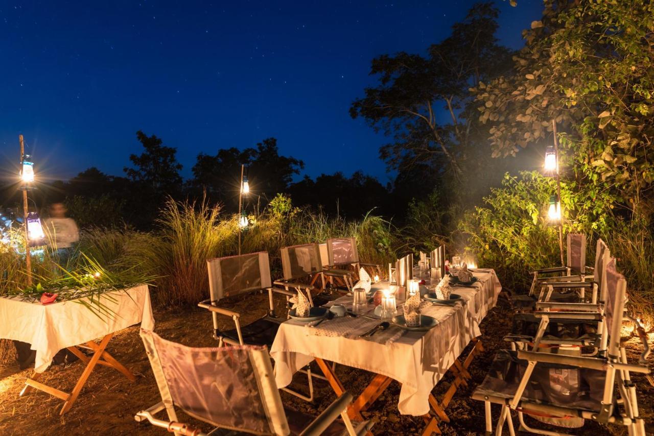 Kanha Jungle Camp Екстериор снимка