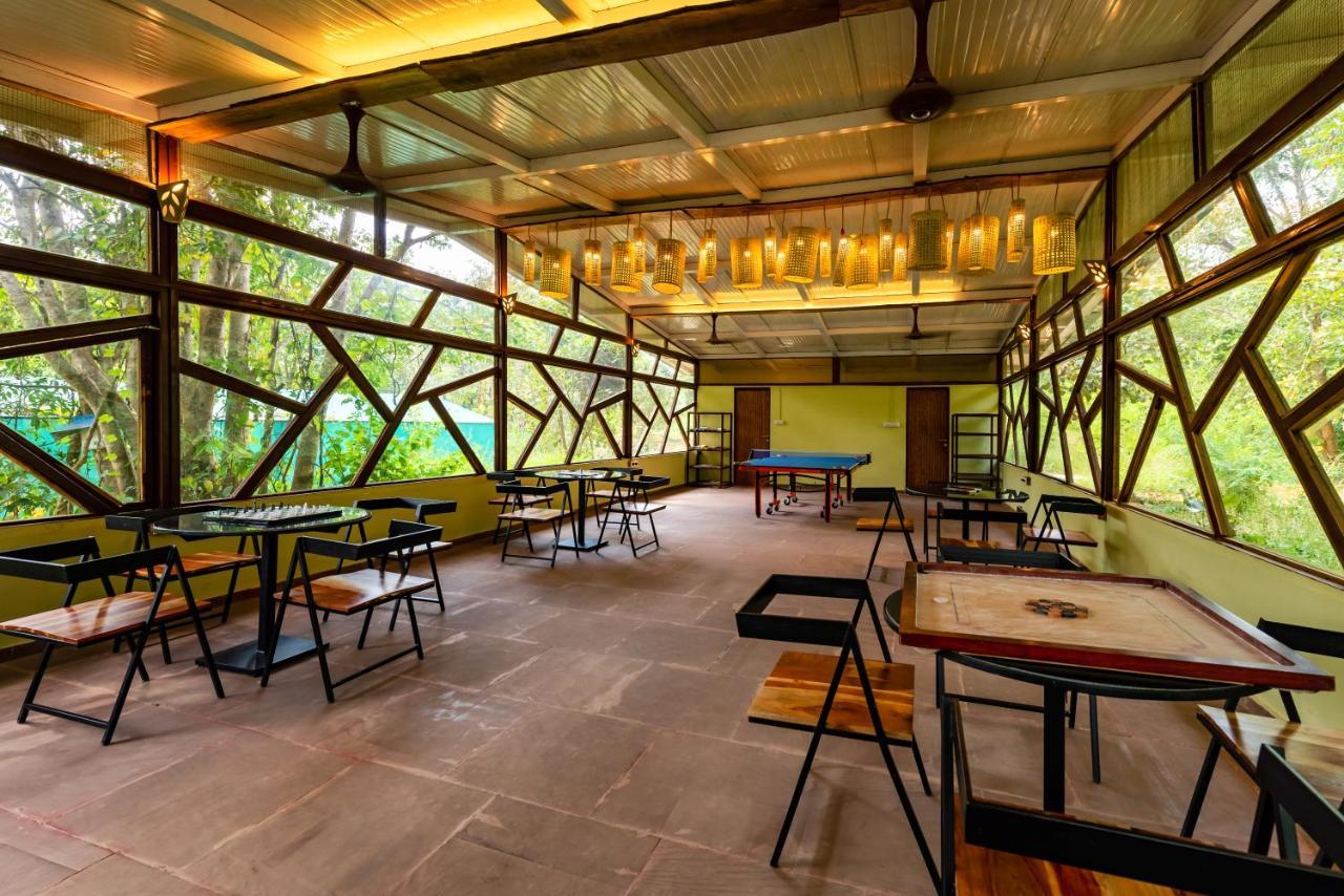 Kanha Jungle Camp Екстериор снимка
