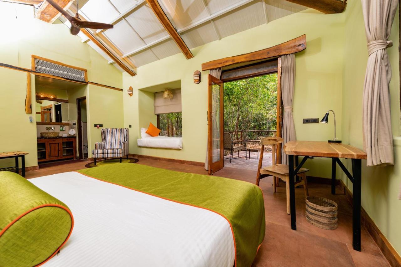 Kanha Jungle Camp Екстериор снимка