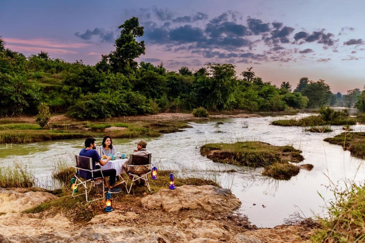 Kanha Jungle Camp Екстериор снимка