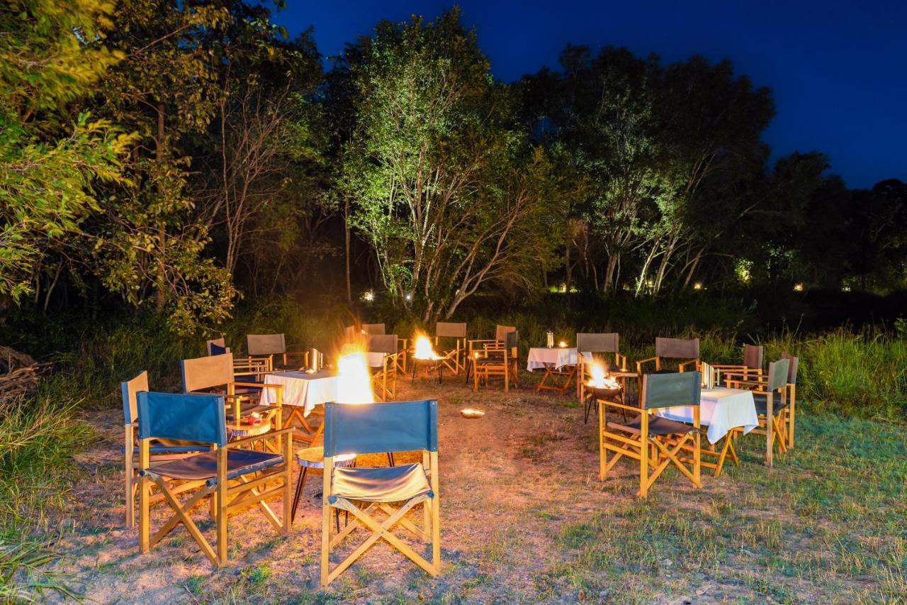Kanha Jungle Camp Екстериор снимка